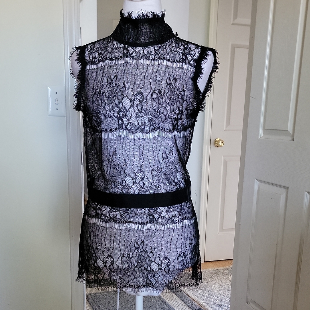 Elegant Black Lace Sleeveless Top